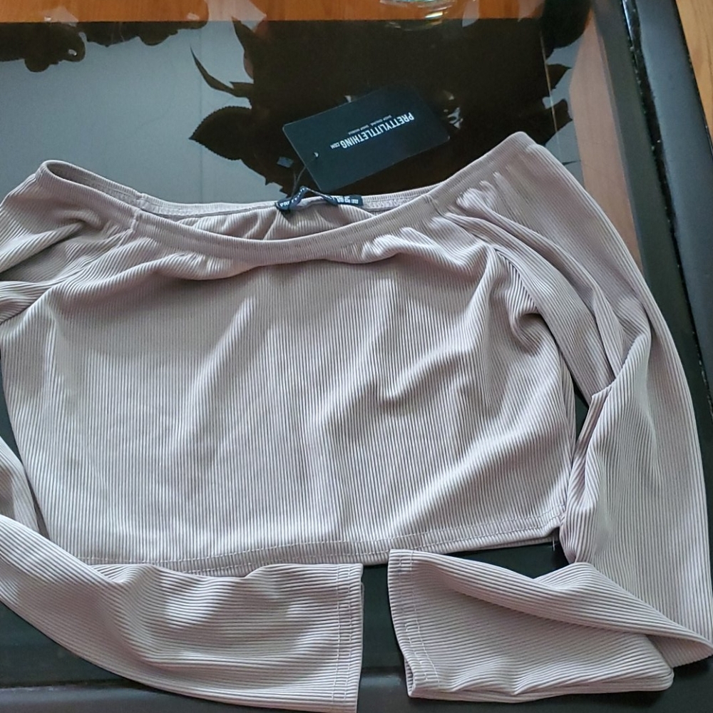 New crop top long sleeve
